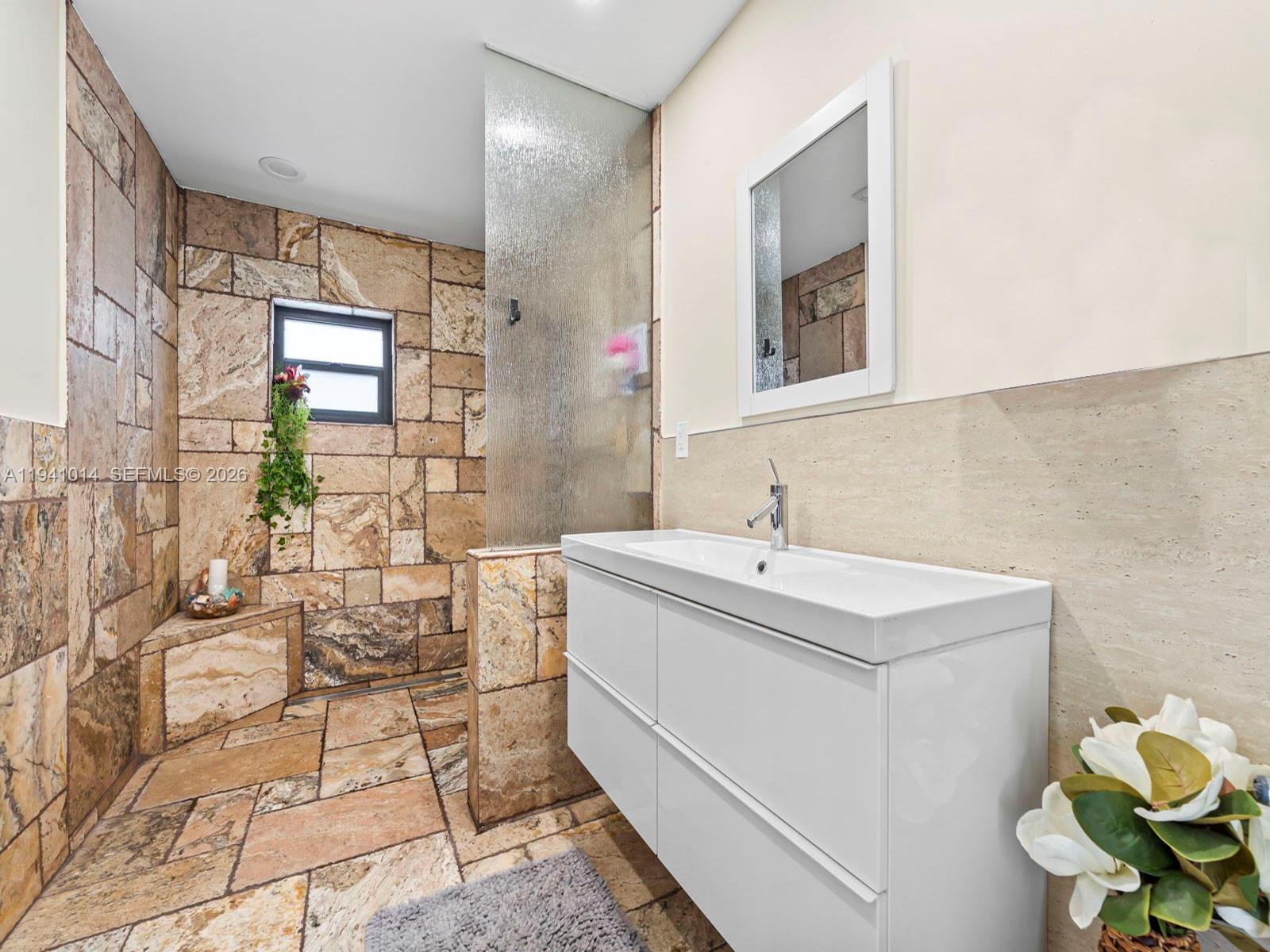 SOUTHERN ESTS 6TH ADDN - Residential