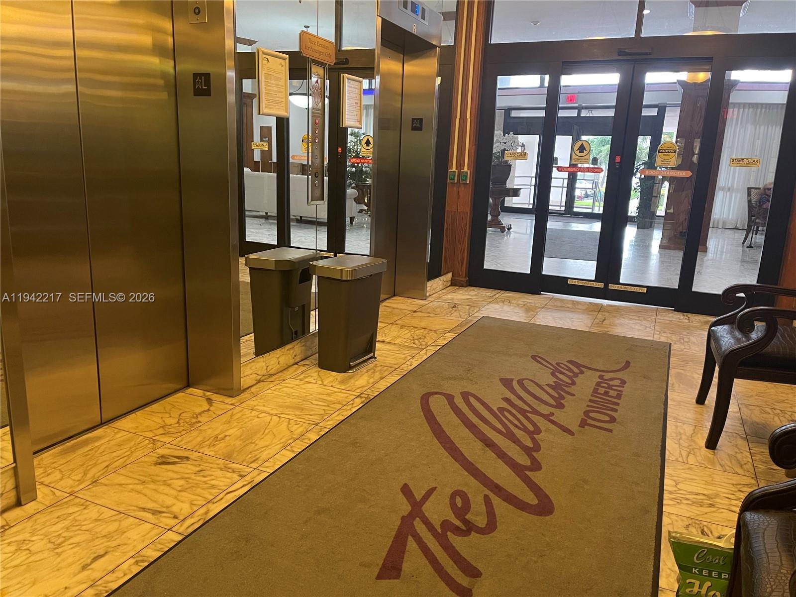 ALEXANDER TOWERS CONDO - Residential