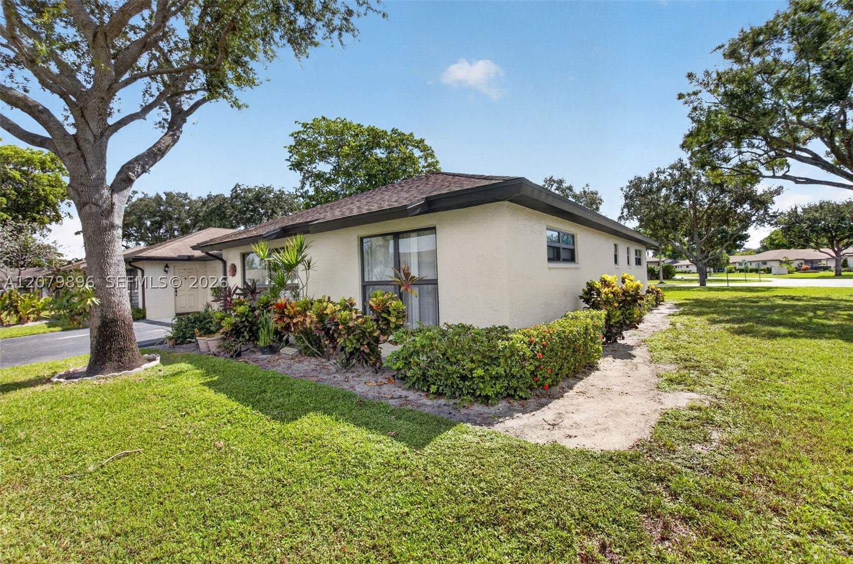 View photos, virtual tours, details... 10086 Eaglewood Rd B