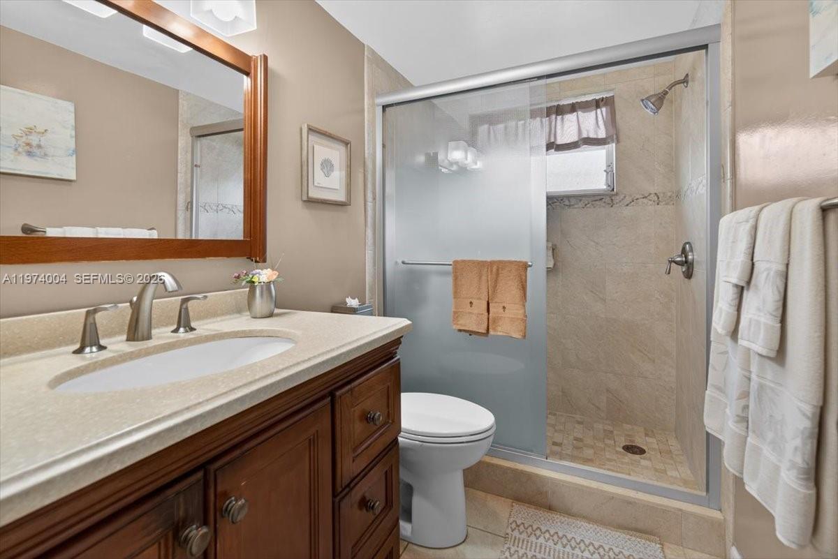 EL DORADO PLAZA WEST CONDO - Residential