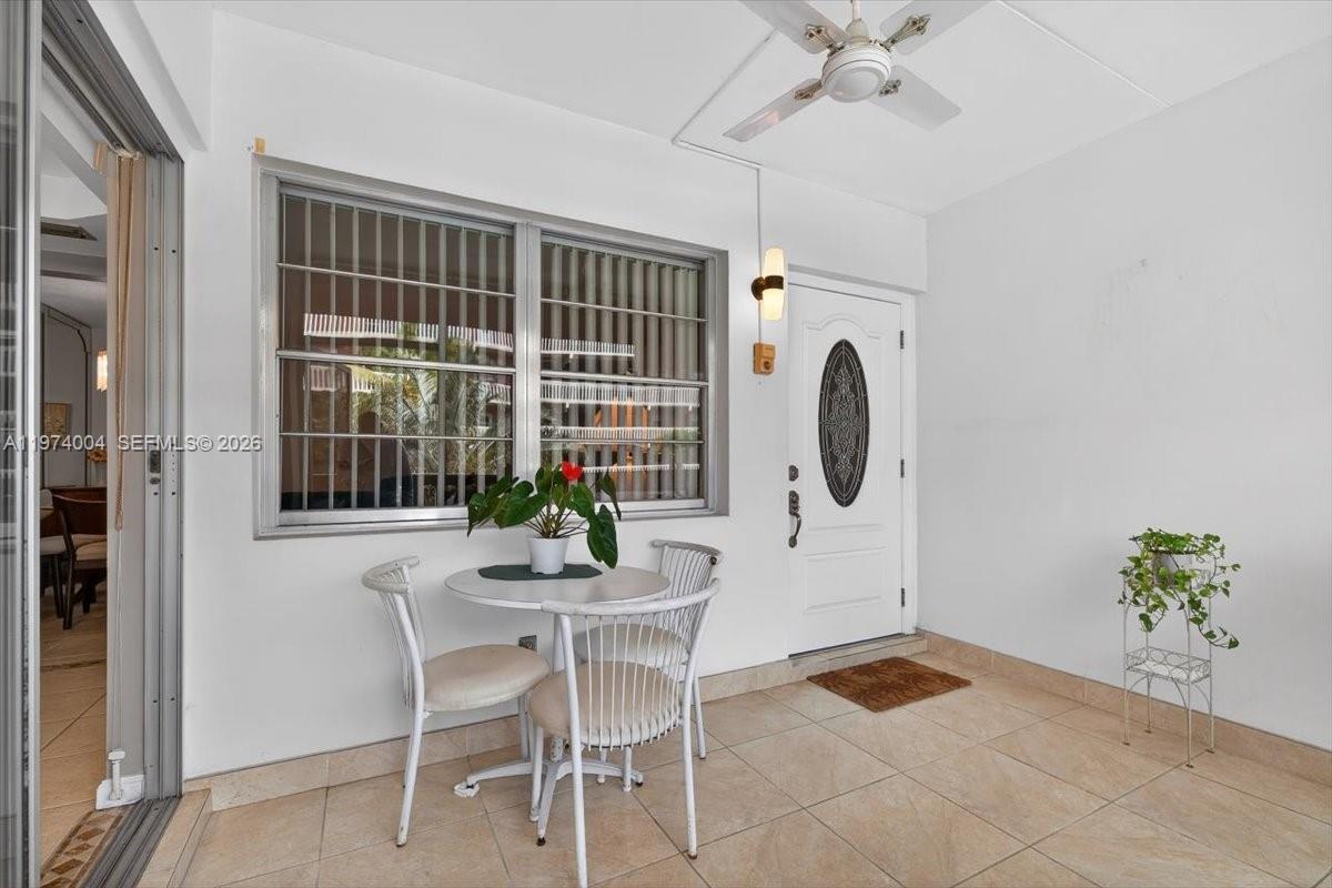 EL DORADO PLAZA WEST CONDO - Residential