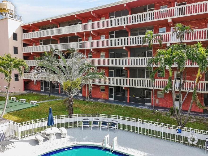 All Ages welcome !! Perfect for investors !! Can rent immediately !! Beautifully maintained apartment. New Central AC.  New Kitchen Countertop.   A very nice and peaceful community close to Restaurants, Shopping and the Beach. Easy to Show !!