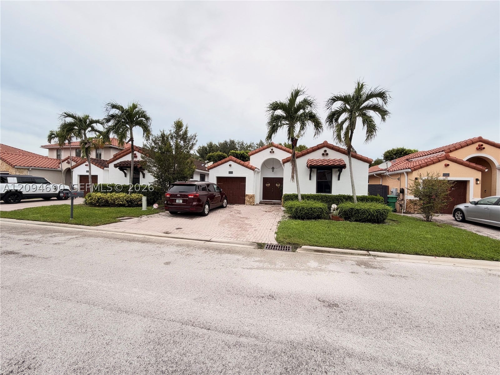 9947 NW 10th Ter