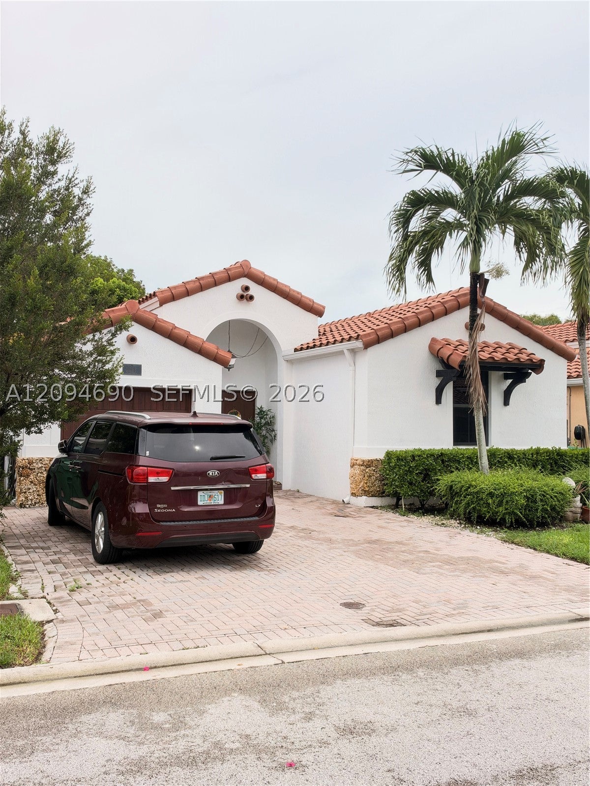 9947 NW 10th Ter