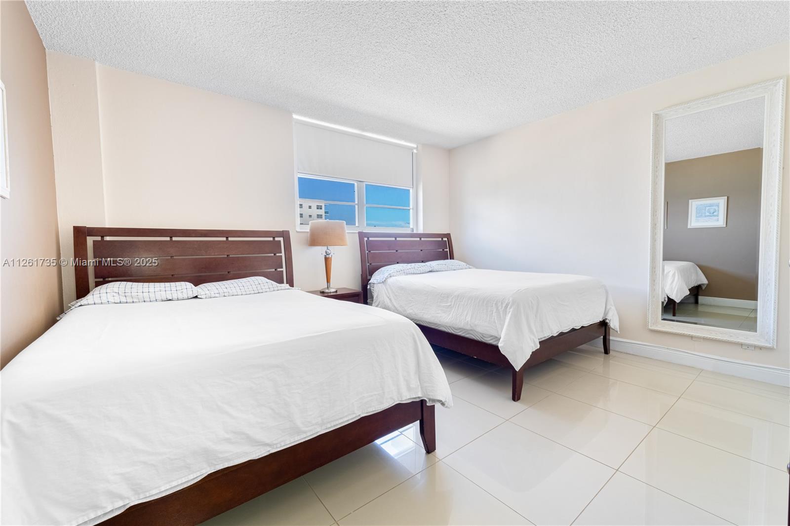 TIDES ON HOLLYWOOD BEACH - Residential