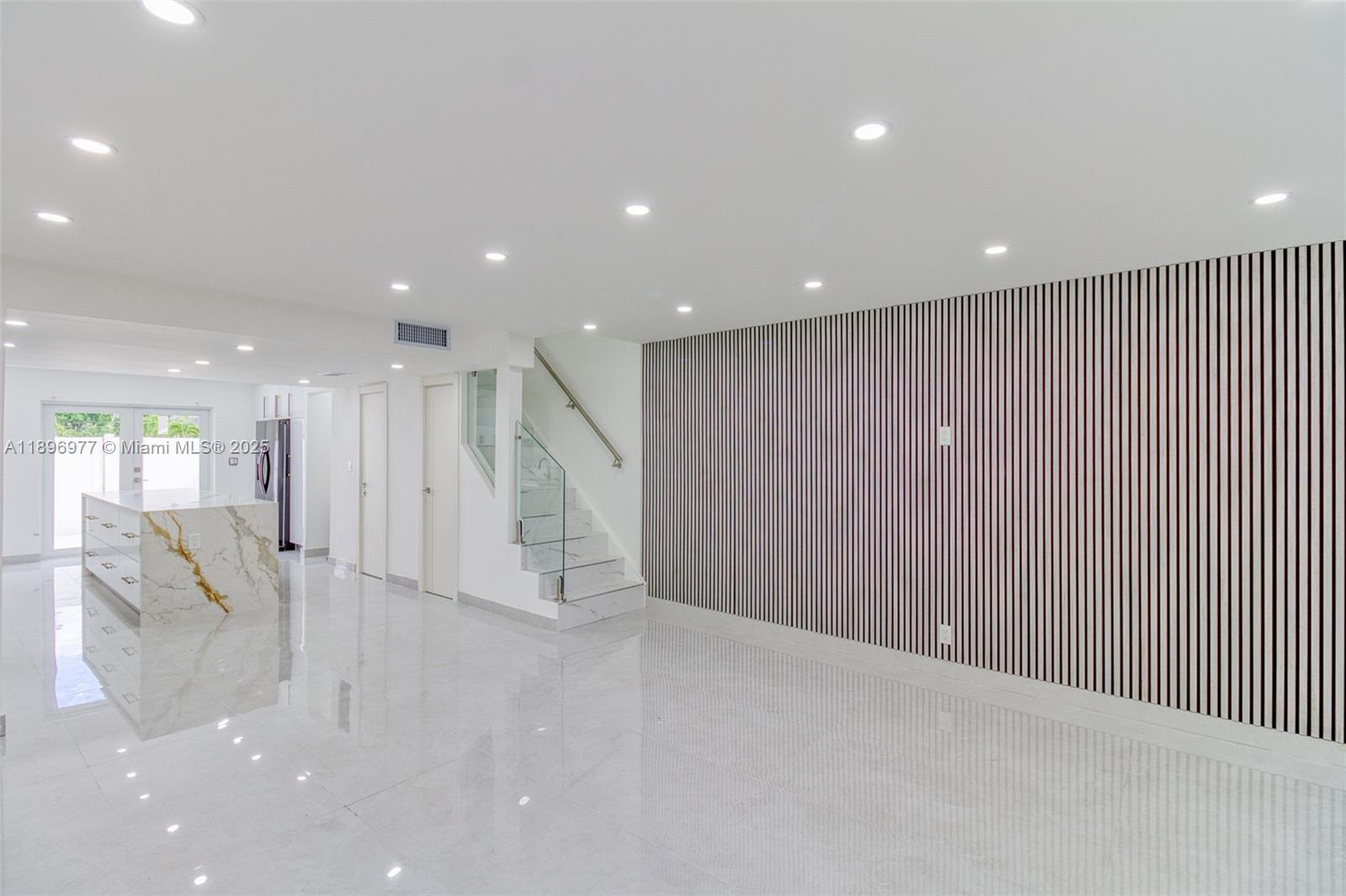 VILLAGE TOWNHOUSES NO TWO - Residential Lease