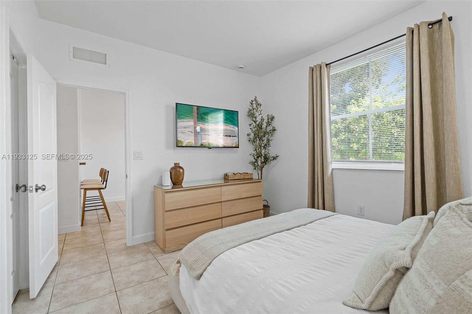 SHOMA CONDO AT KEYS COVE - Residential Lease