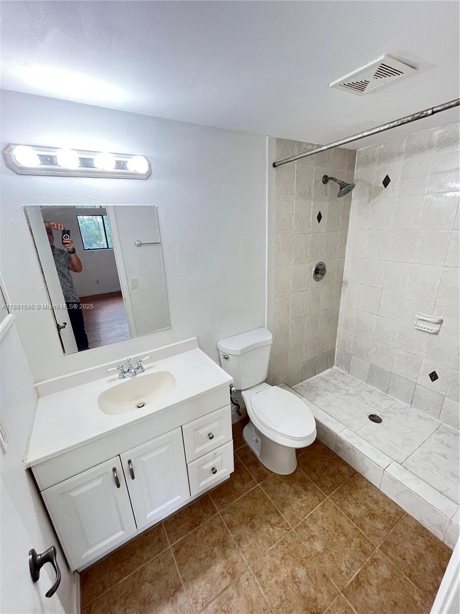 SADDLE-UP PLAT - Residential Lease