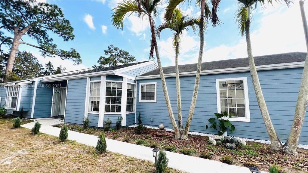 Photo of 1404 Corn Flower Ln, West Palm Beach, FL 33415 (MLS # A11364538)