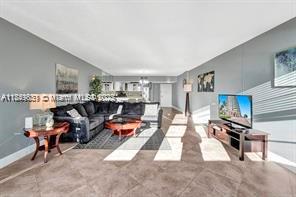 SEA AIR TOWERS CONDO - Residential Lease