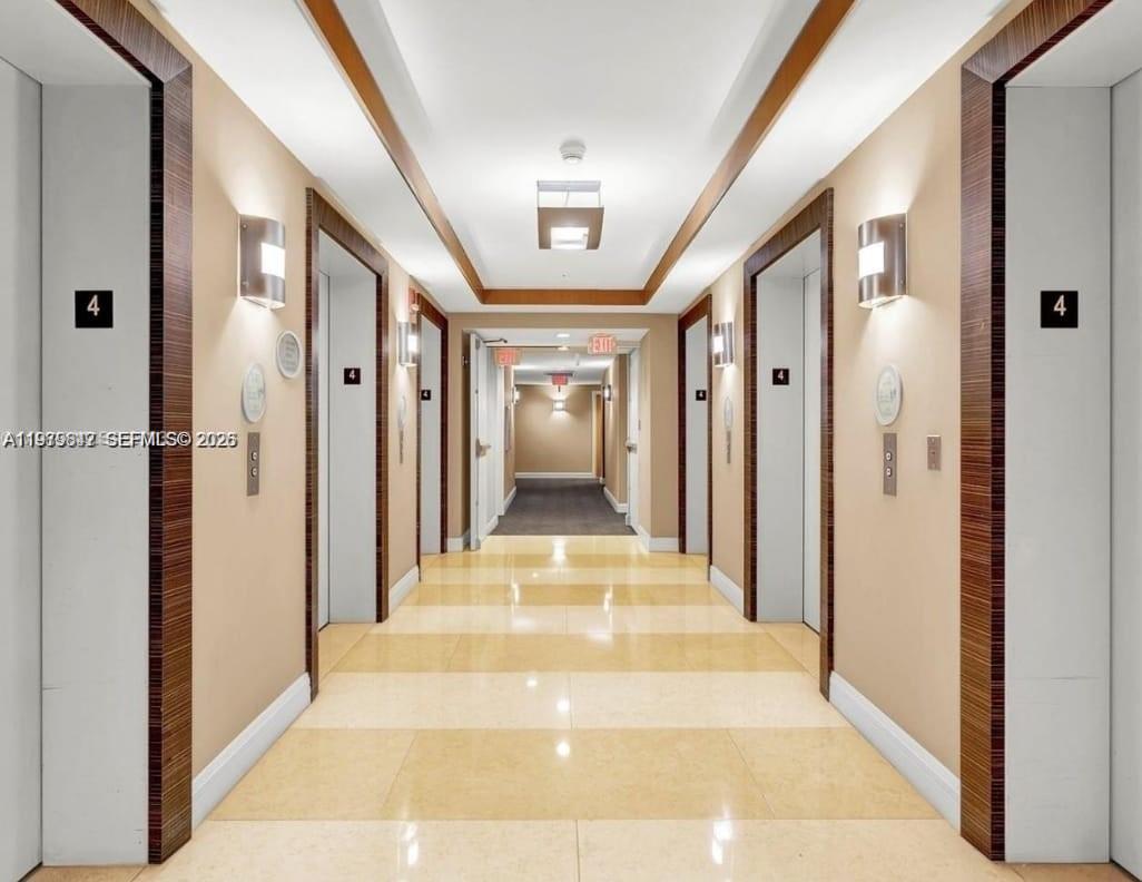 VIZCAYNE NORTH CONDO - Residential