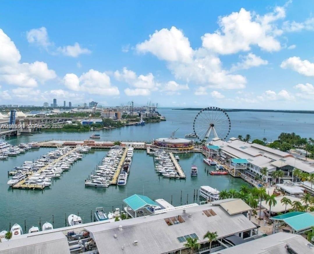 VIZCAYNE NORTH CONDO - Residential