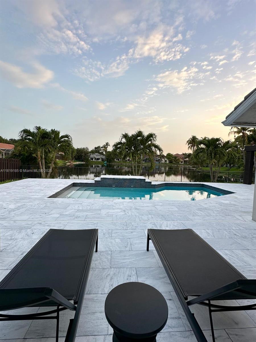 LANDINGS - Residential Lease