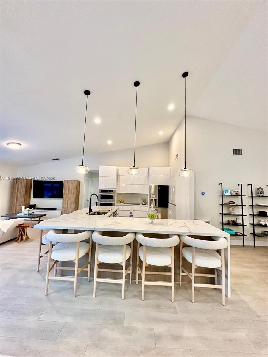 LANDINGS - Residential Lease