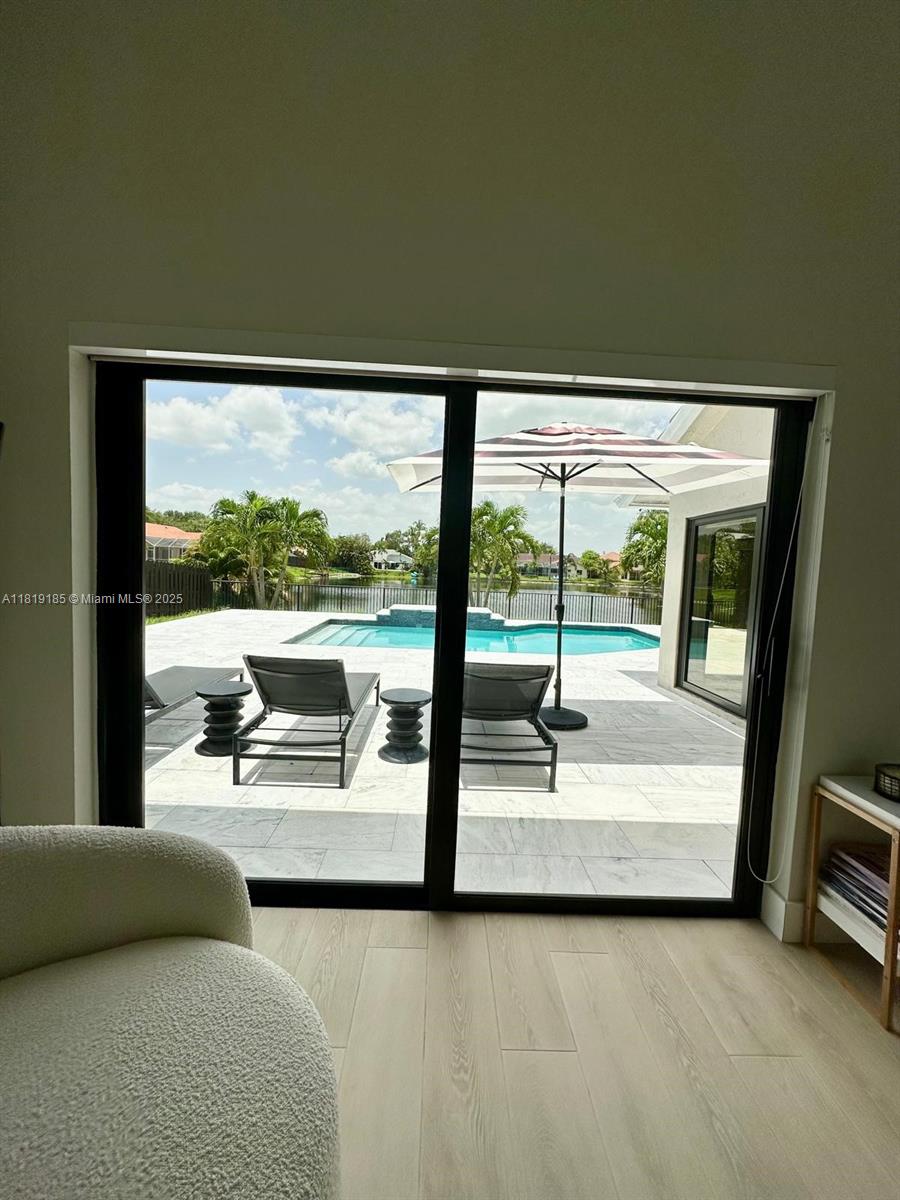 LANDINGS - Residential Lease