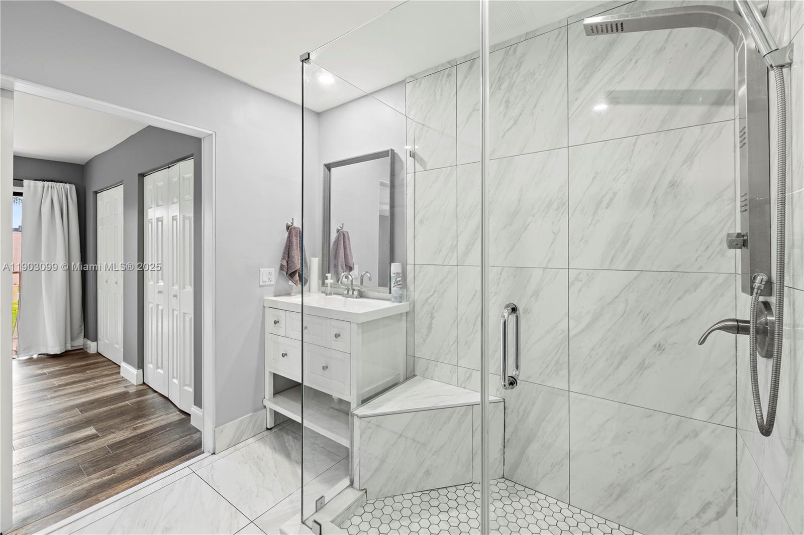 VALENCIA VILLAGE CONDO PH - Residential