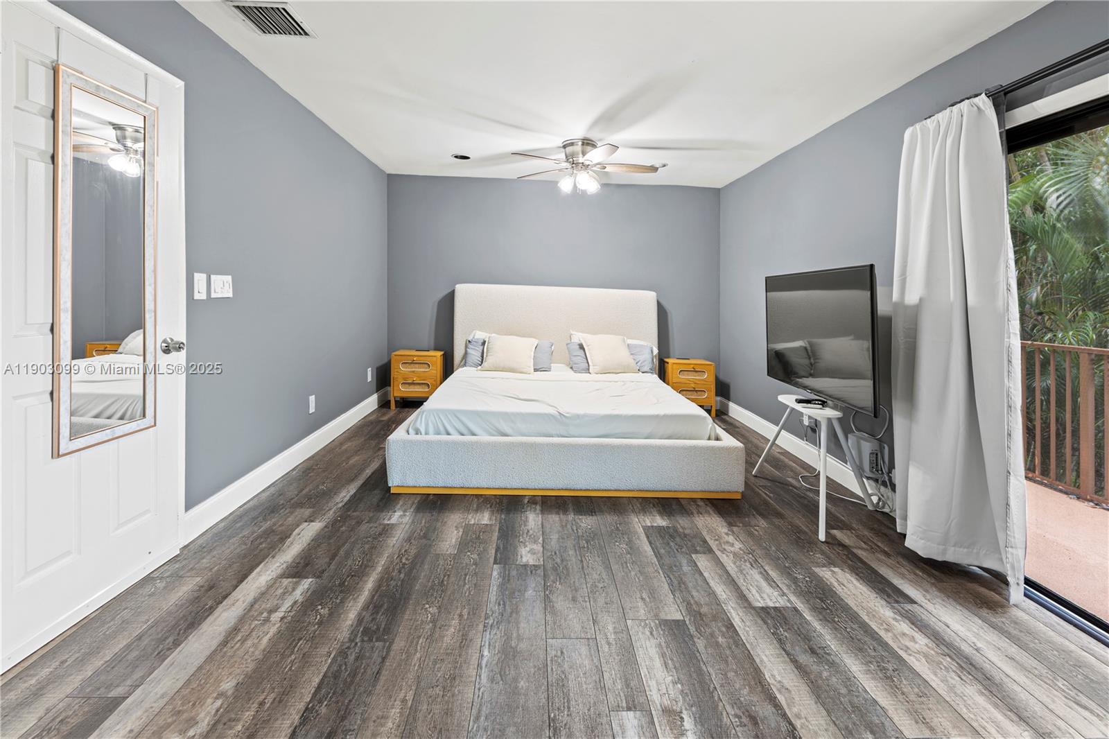 VALENCIA VILLAGE CONDO PH - Residential