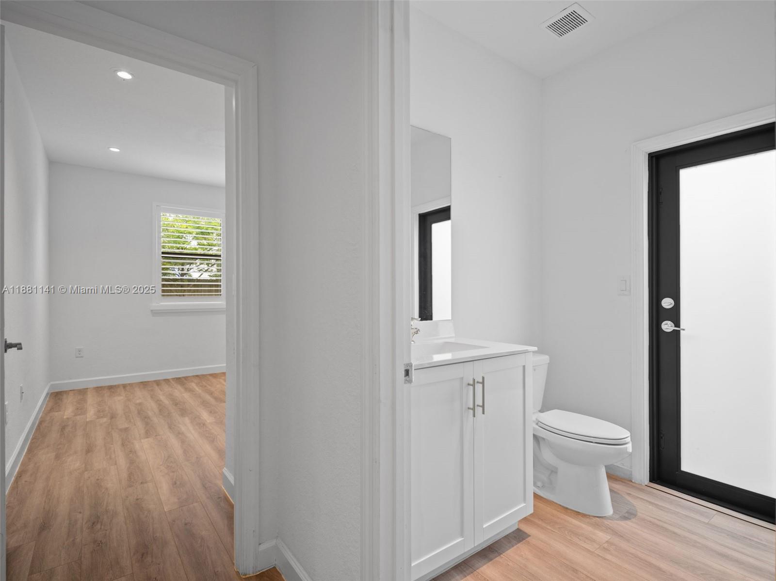 PINE ISLE - Residential