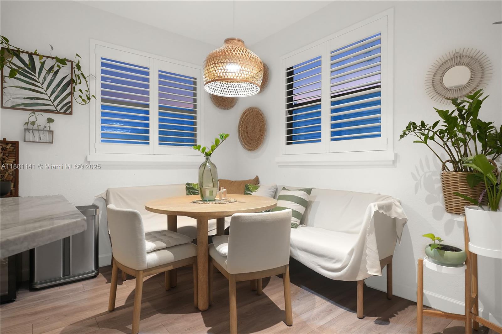 PINE ISLE - Residential