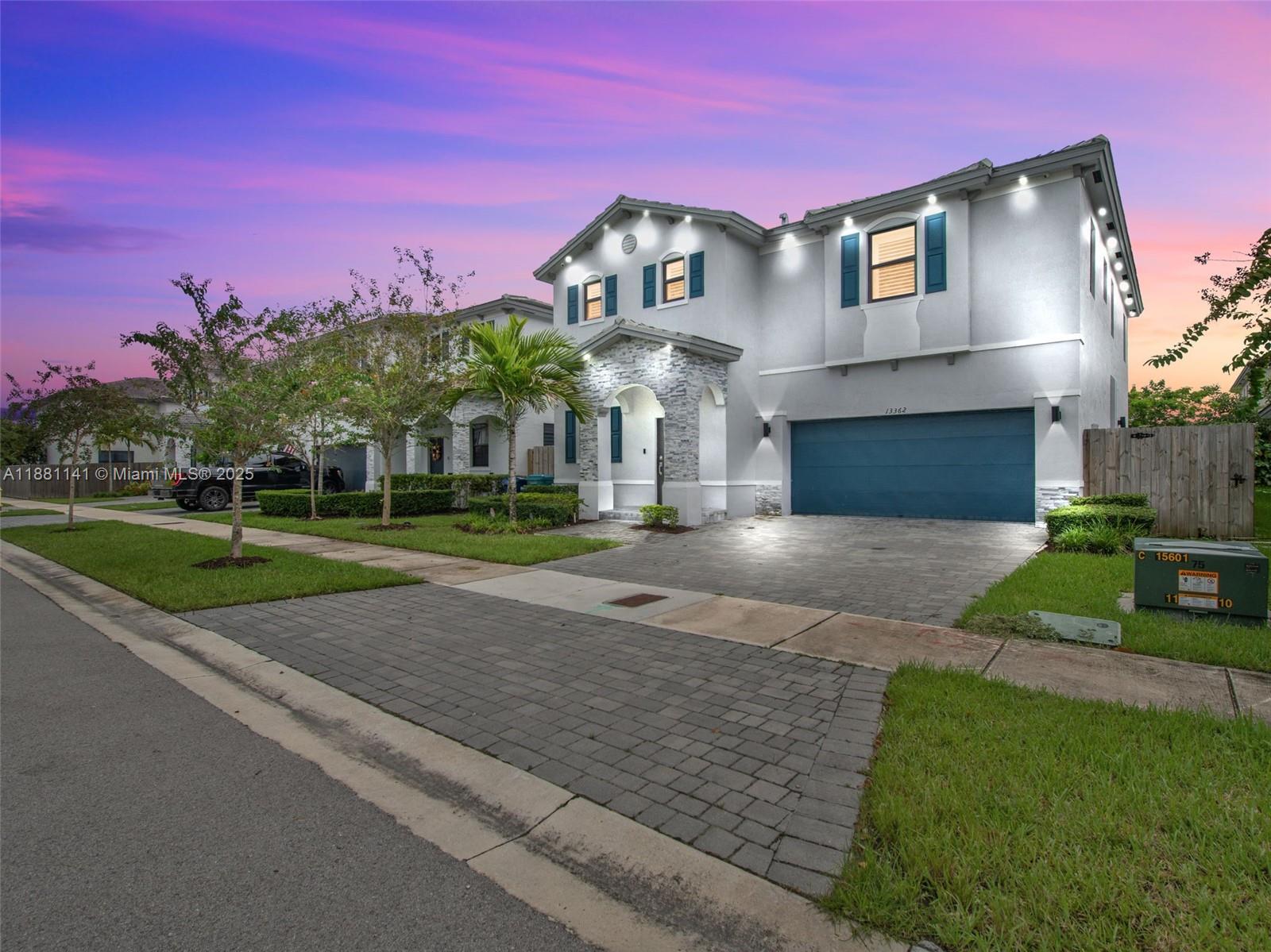 PINE ISLE - Residential