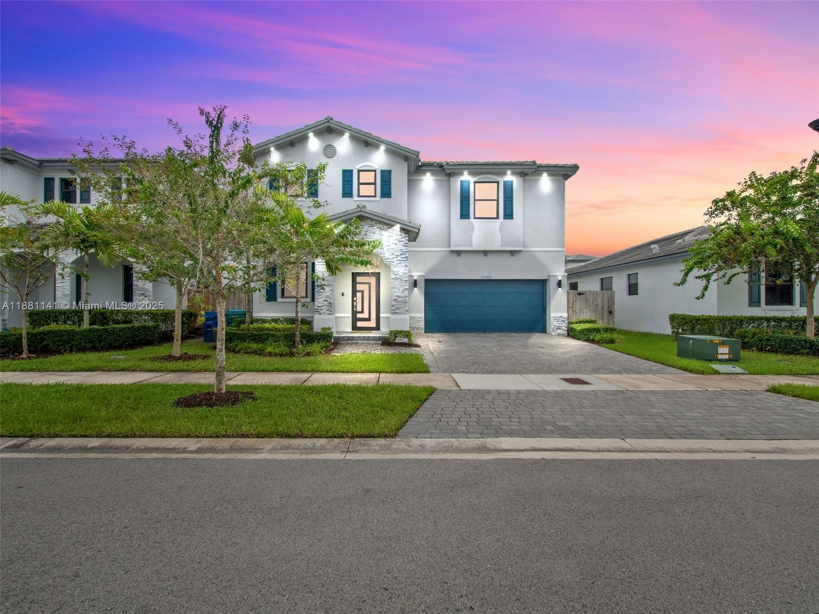 PINE ISLE - Residential