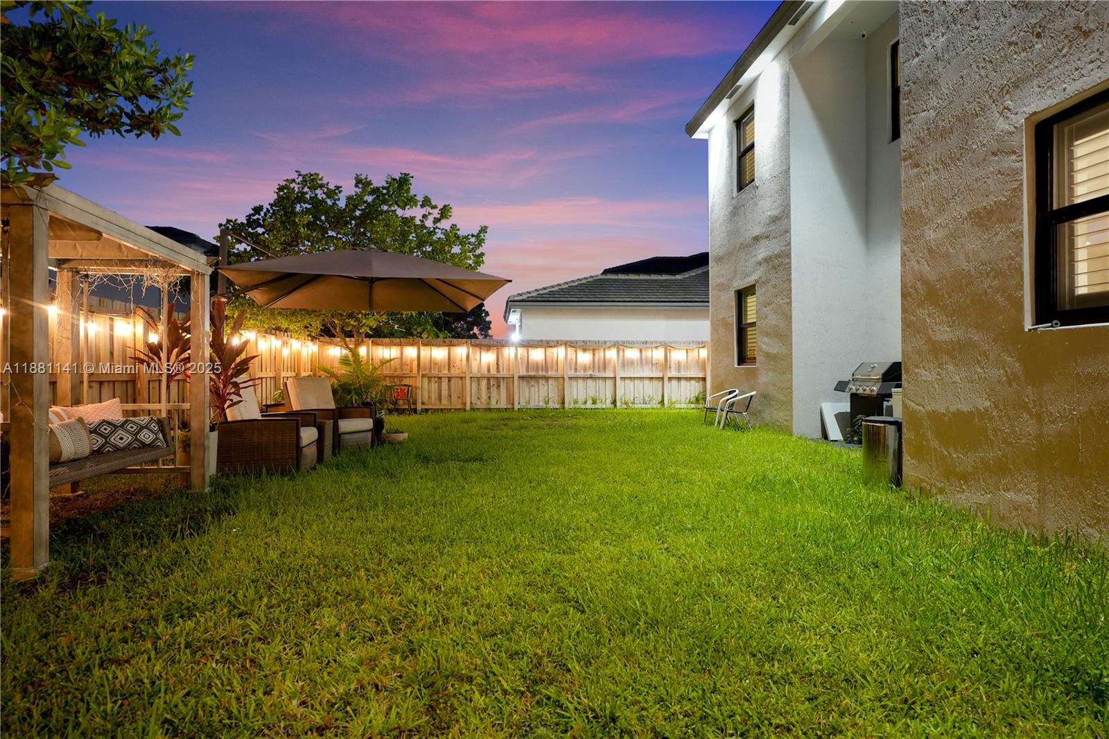 PINE ISLE - Residential