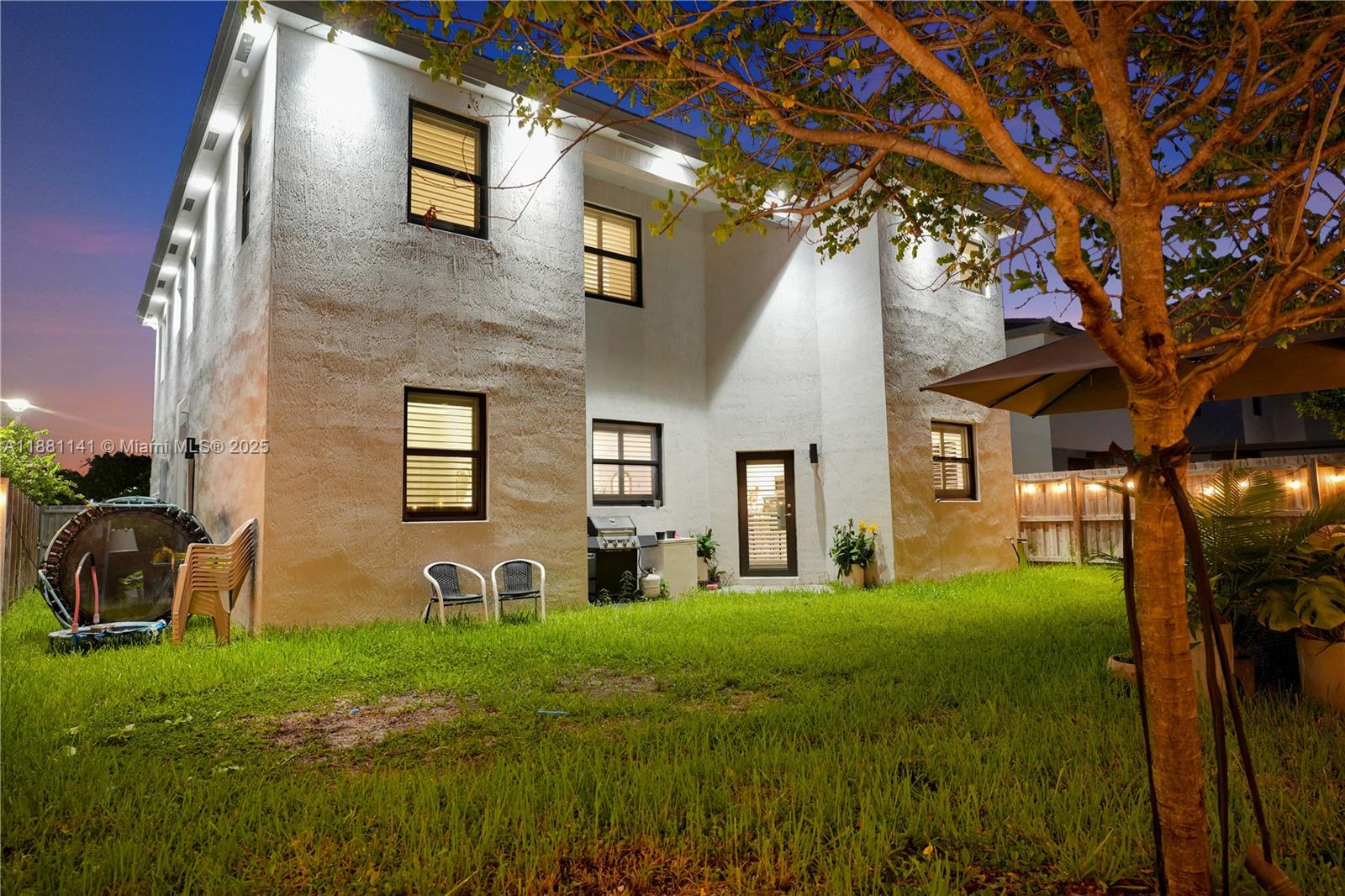 PINE ISLE - Residential