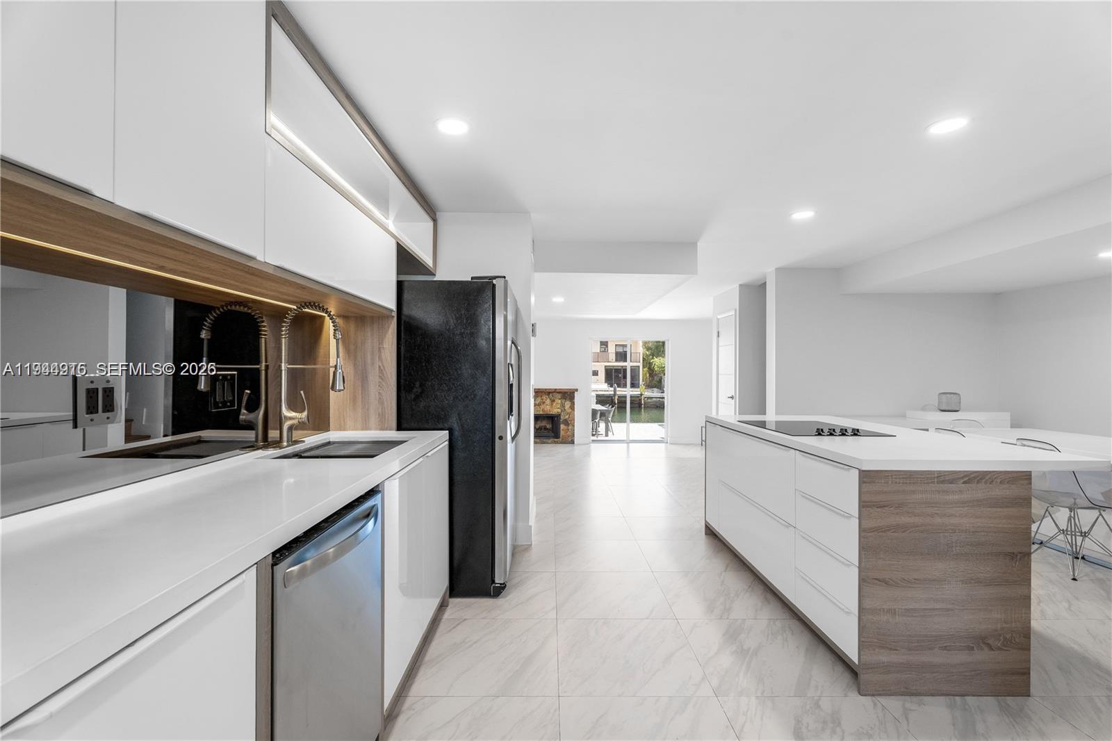 SHORE CLUB CONDO - Residential