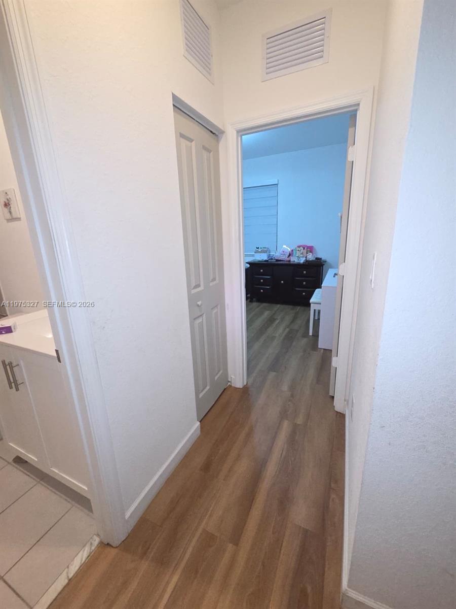 ESTATES AT SILVER PALM - Residential