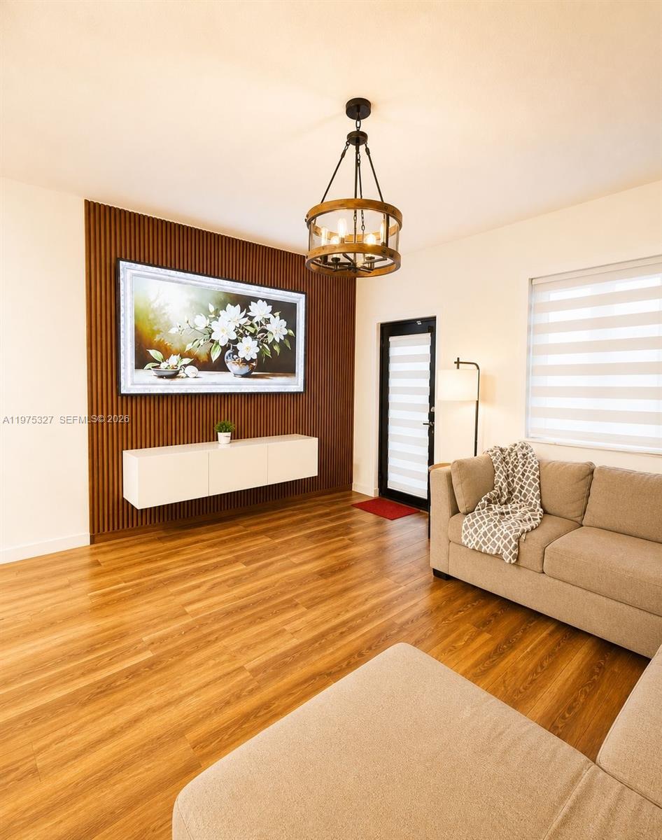 ESTATES AT SILVER PALM - Residential
