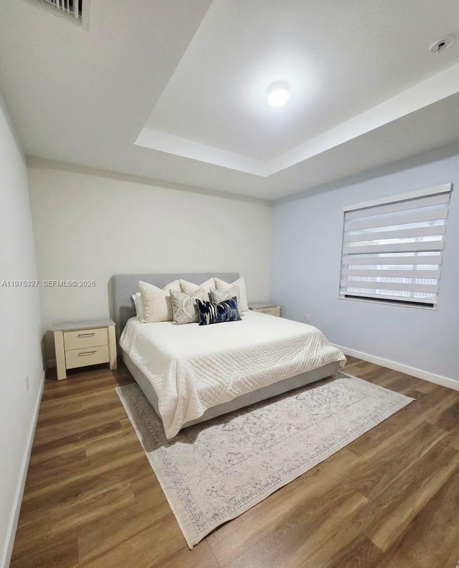 ESTATES AT SILVER PALM - Residential