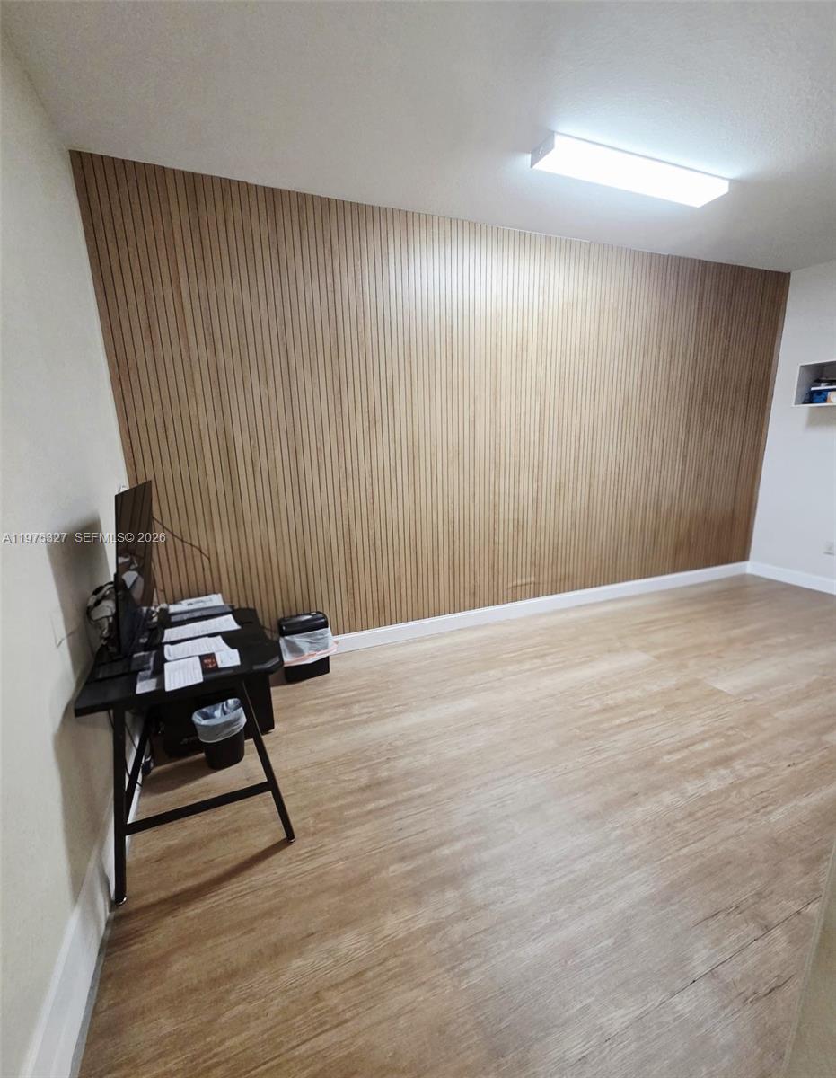 ESTATES AT SILVER PALM - Residential