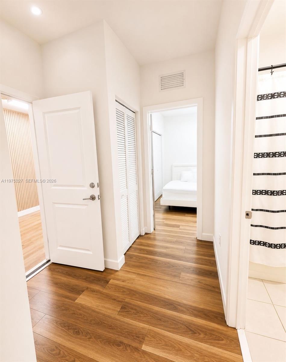 ESTATES AT SILVER PALM - Residential
