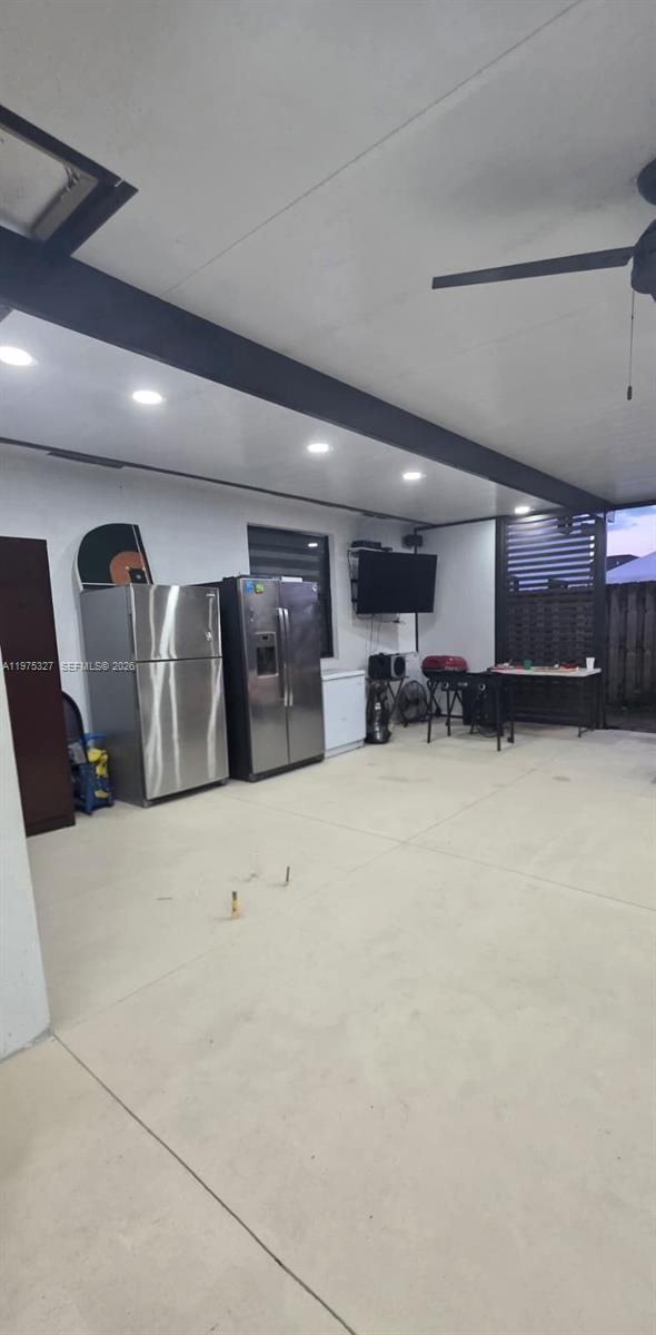 ESTATES AT SILVER PALM - Residential