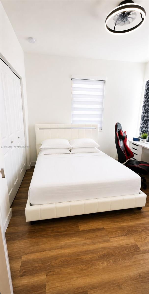 ESTATES AT SILVER PALM - Residential