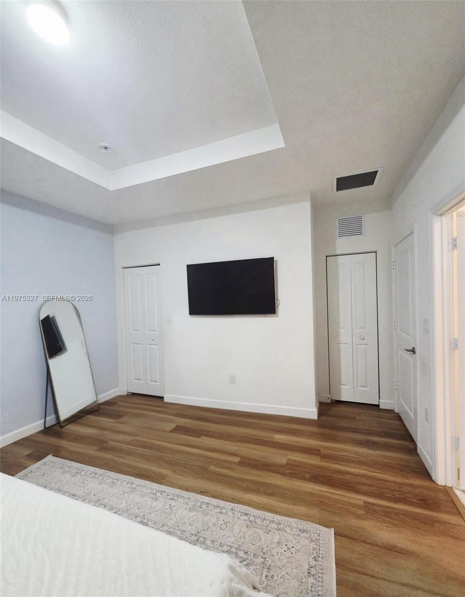 ESTATES AT SILVER PALM - Residential