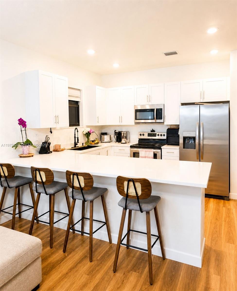 ESTATES AT SILVER PALM - Residential