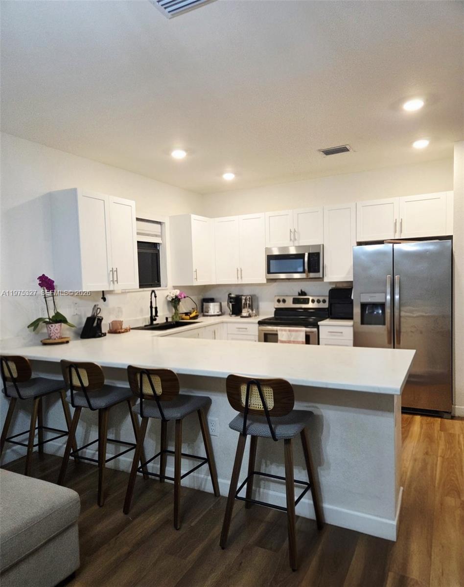 ESTATES AT SILVER PALM - Residential