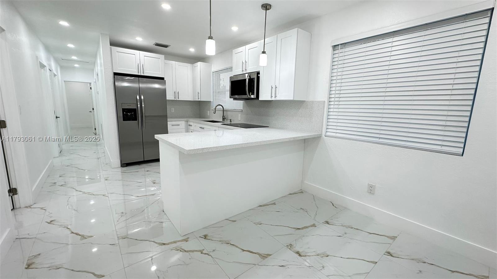SUNNY SLOPE PK - Residential