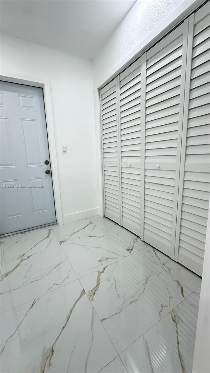 SUNNY SLOPE PK - Residential