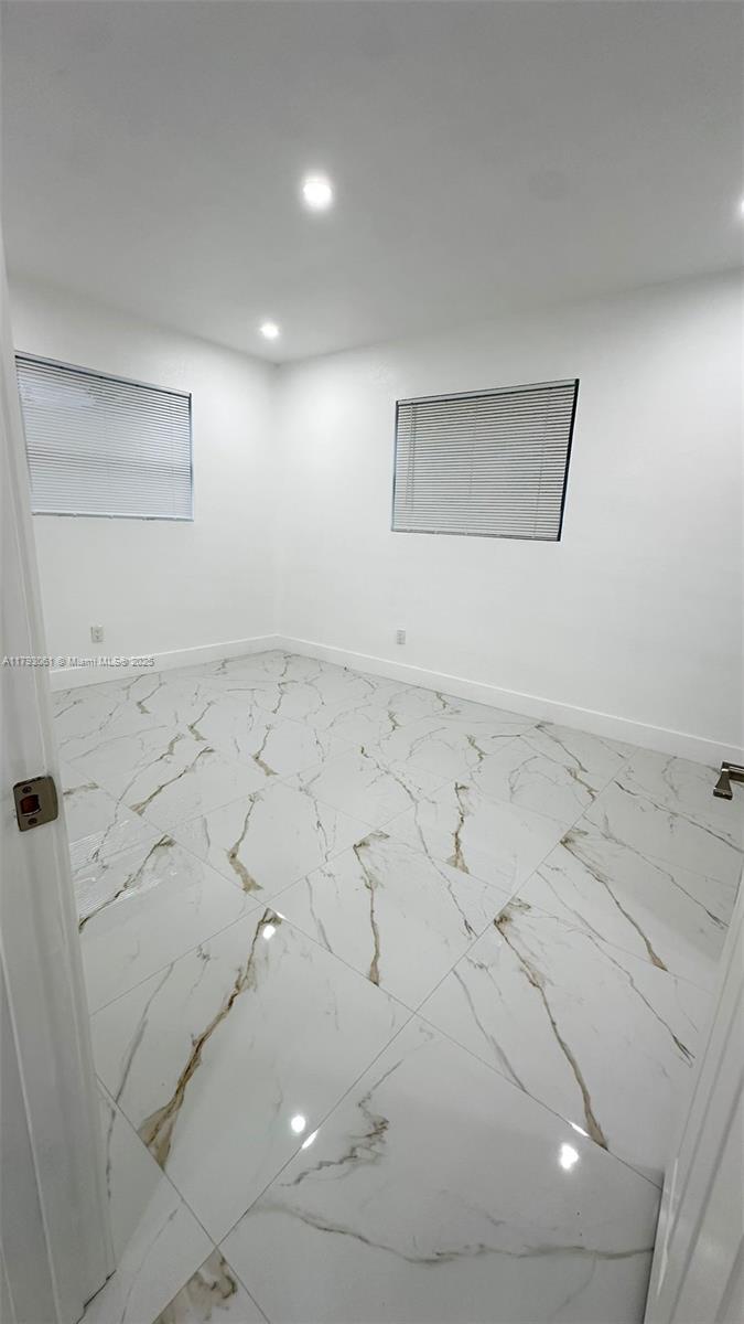 SUNNY SLOPE PK - Residential