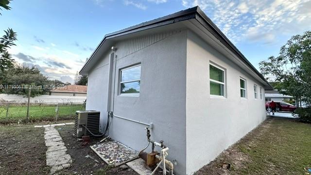 SUNNY SLOPE PK - Residential