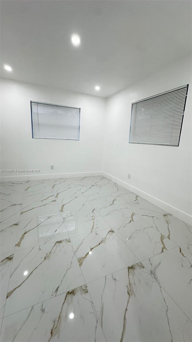SUNNY SLOPE PK - Residential