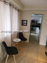 301 Golden Isles Dr 111