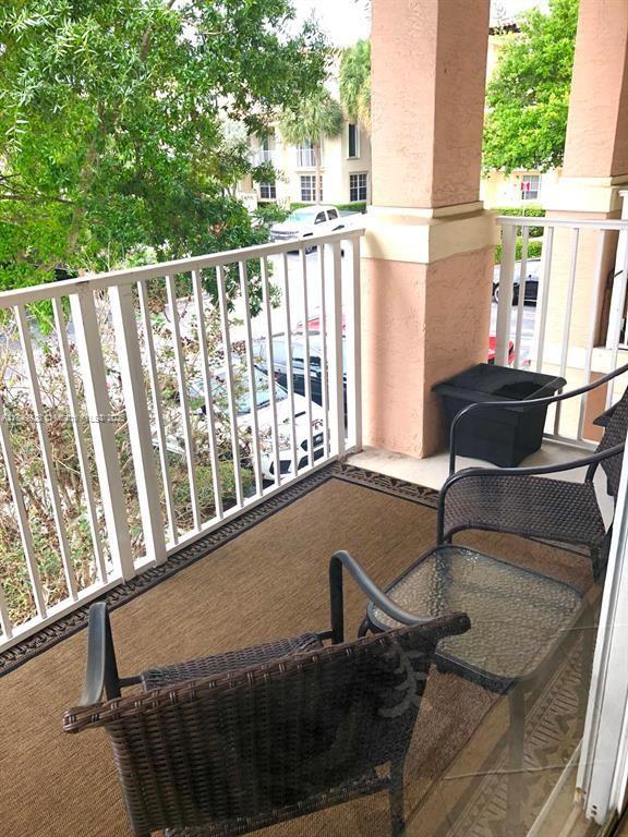 VILLAGE AT ABACOA CONDO - Residential Lease