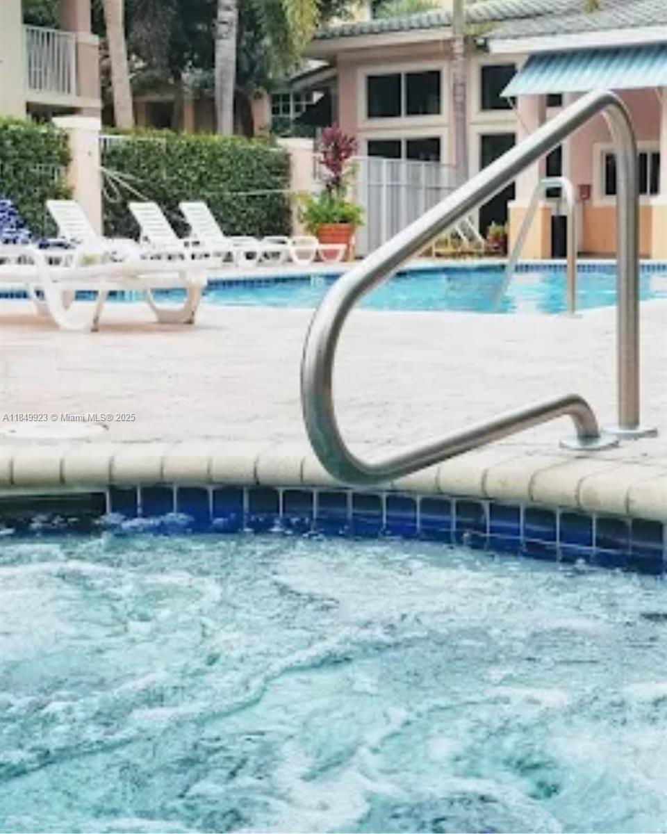 VILLAGE AT ABACOA CONDO - Residential Lease