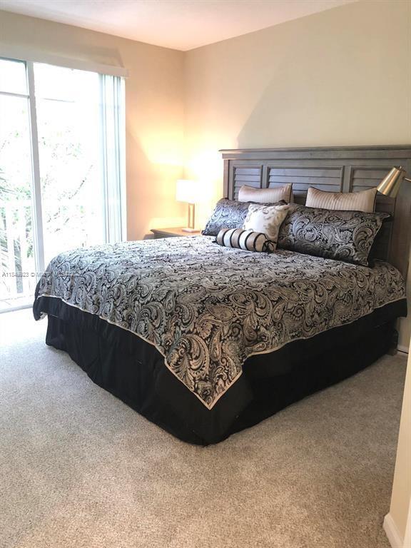 VILLAGE AT ABACOA CONDO - Residential Lease