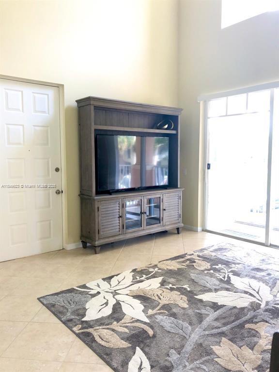 VILLAGE AT ABACOA CONDO - Residential Lease