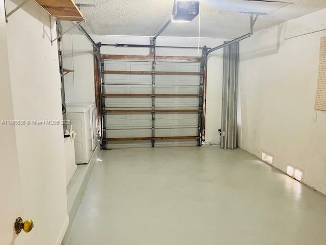 LAKES OF AVALON SEC 1 - Residential