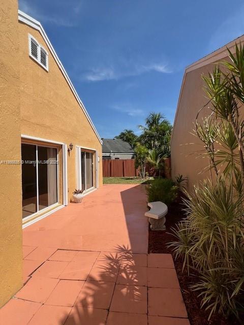 LAKES OF AVALON SEC 1 - Residential